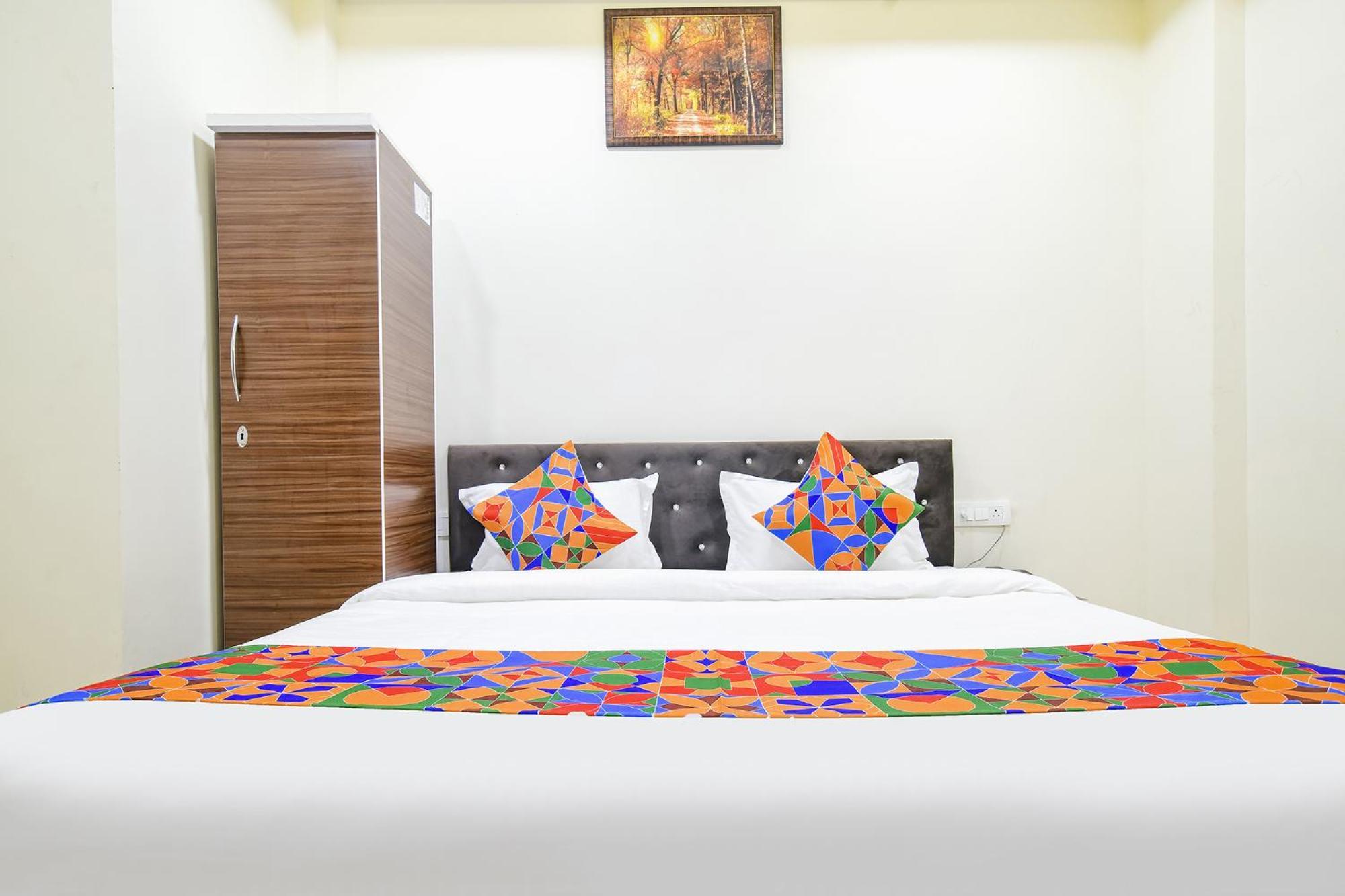 Fabhotel Crown Park อินดอร์ ภายนอก รูปภาพ