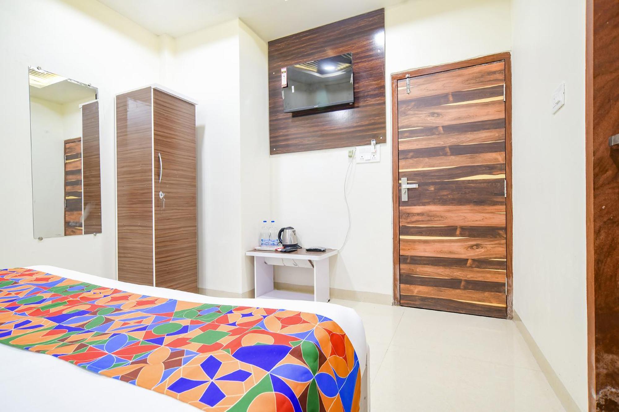 Fabhotel Crown Park อินดอร์ ภายนอก รูปภาพ